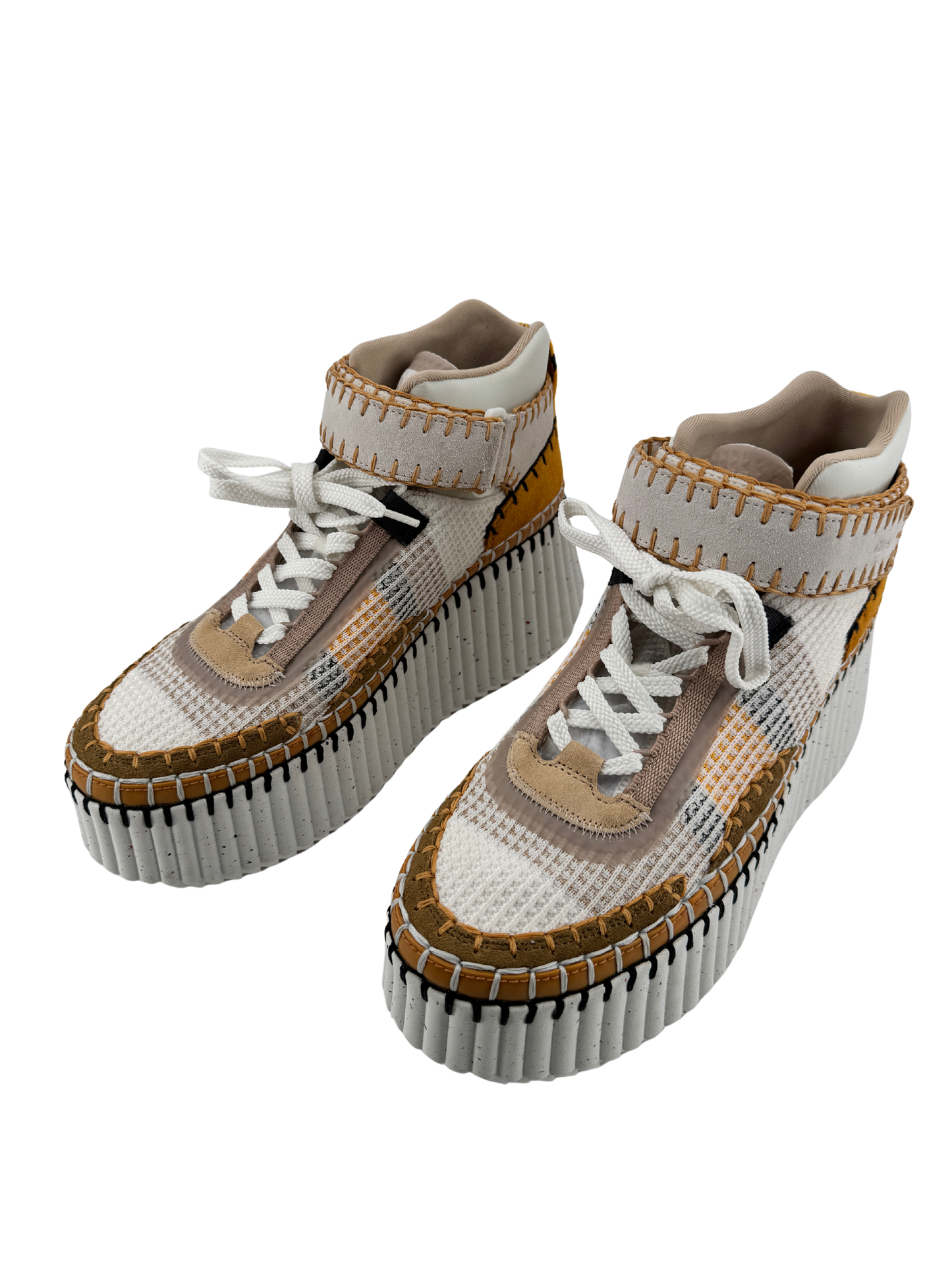Baskets Compensées Nama Chloé – L’élégance architecturale au service du style contemporain