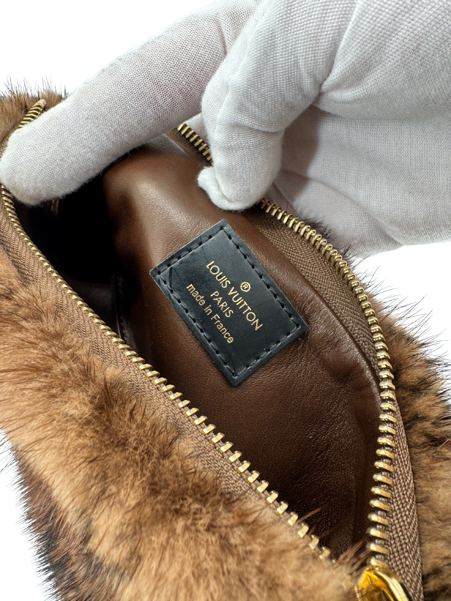 Louis Vuitton Milla Pochette Vison Mink – Collection Les Extraordinaires 2004