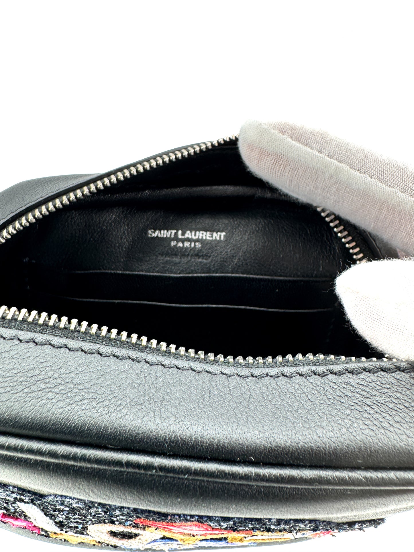 Sac Saint Laurent Blogger « Love » – Édition limitée en cuir noir brodé