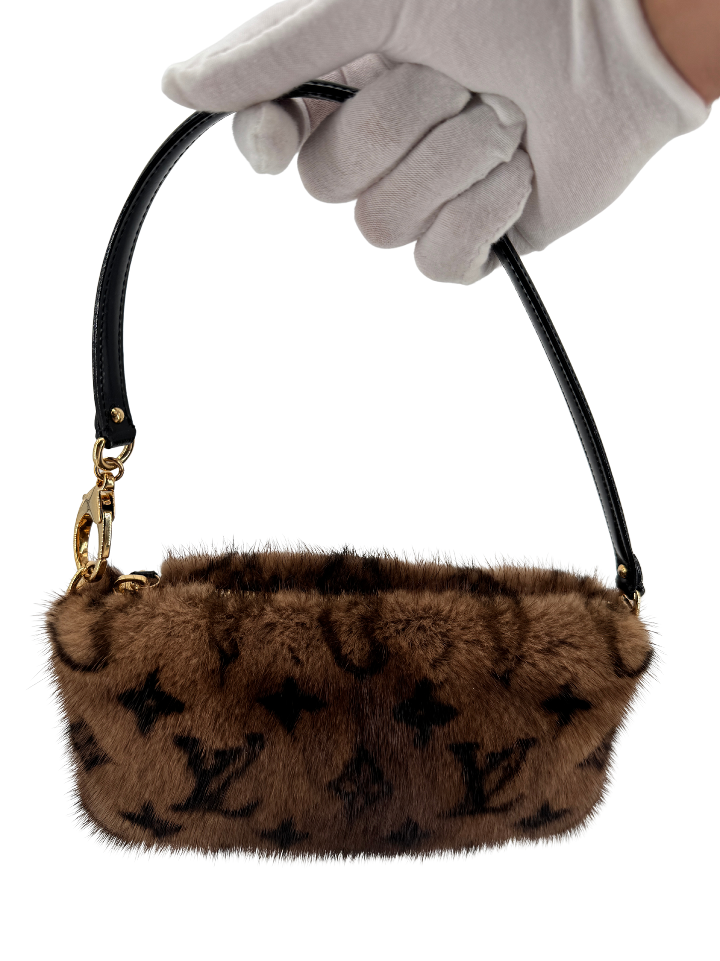 Louis Vuitton Milla Pochette Vison Mink – Collection Les Extraordinaires 2004