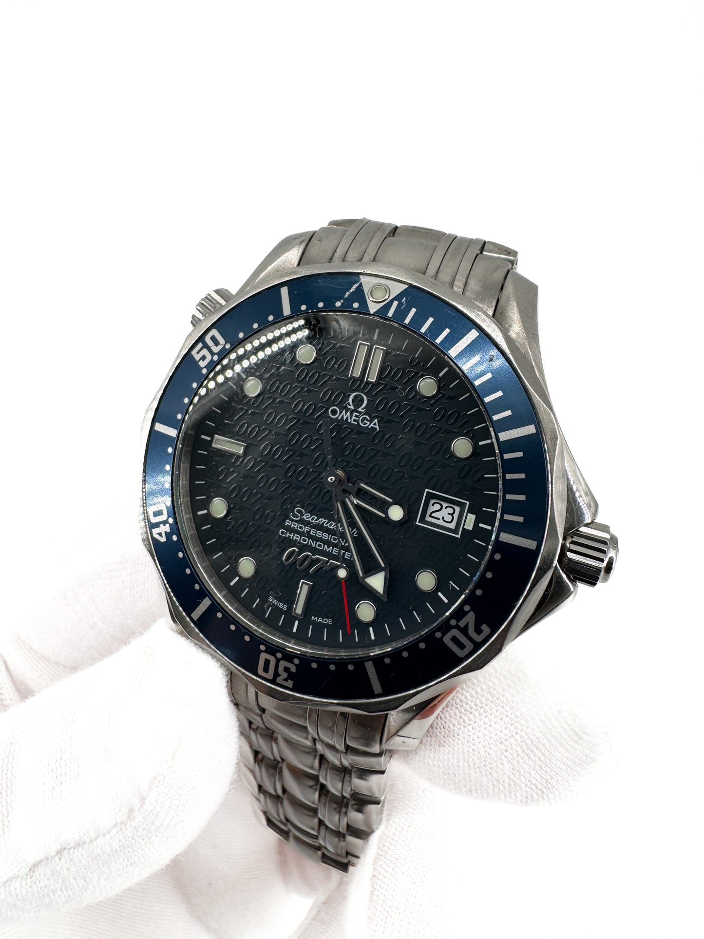 Omega Seamaster Professional 300M James Bond 40e Anniversaire – Édition Limitée 2002