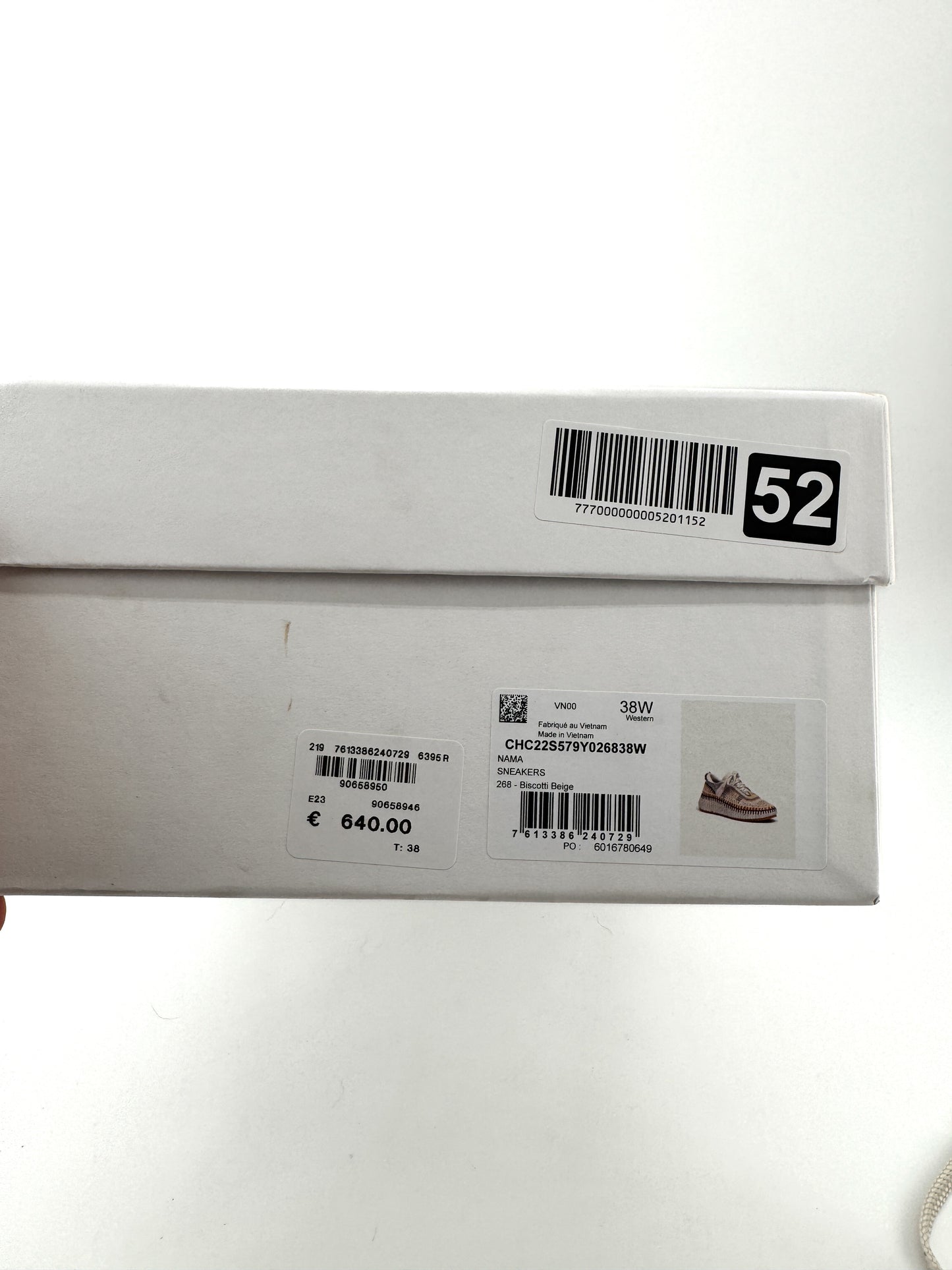 Chloé Nama Sneaker Biscotti Beige – L’alliance du raffinement durable et du design contemporain