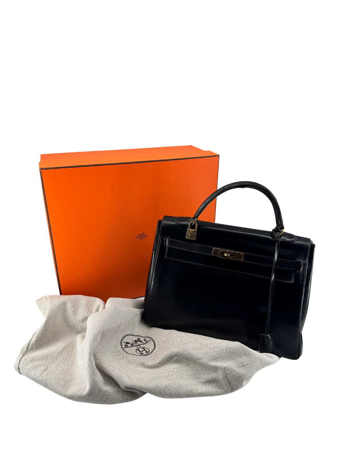 Hermès Kelly 32 Retourne — Veau Box Noir, circa 1965