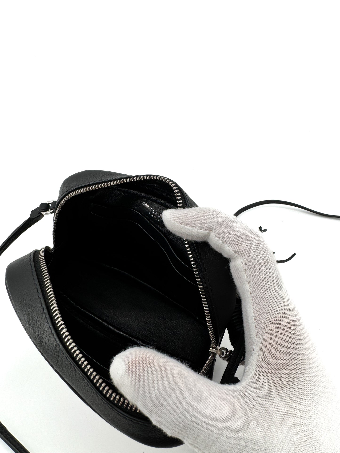 Sac Saint Laurent Blogger « Love » – Édition limitée en cuir noir brodé