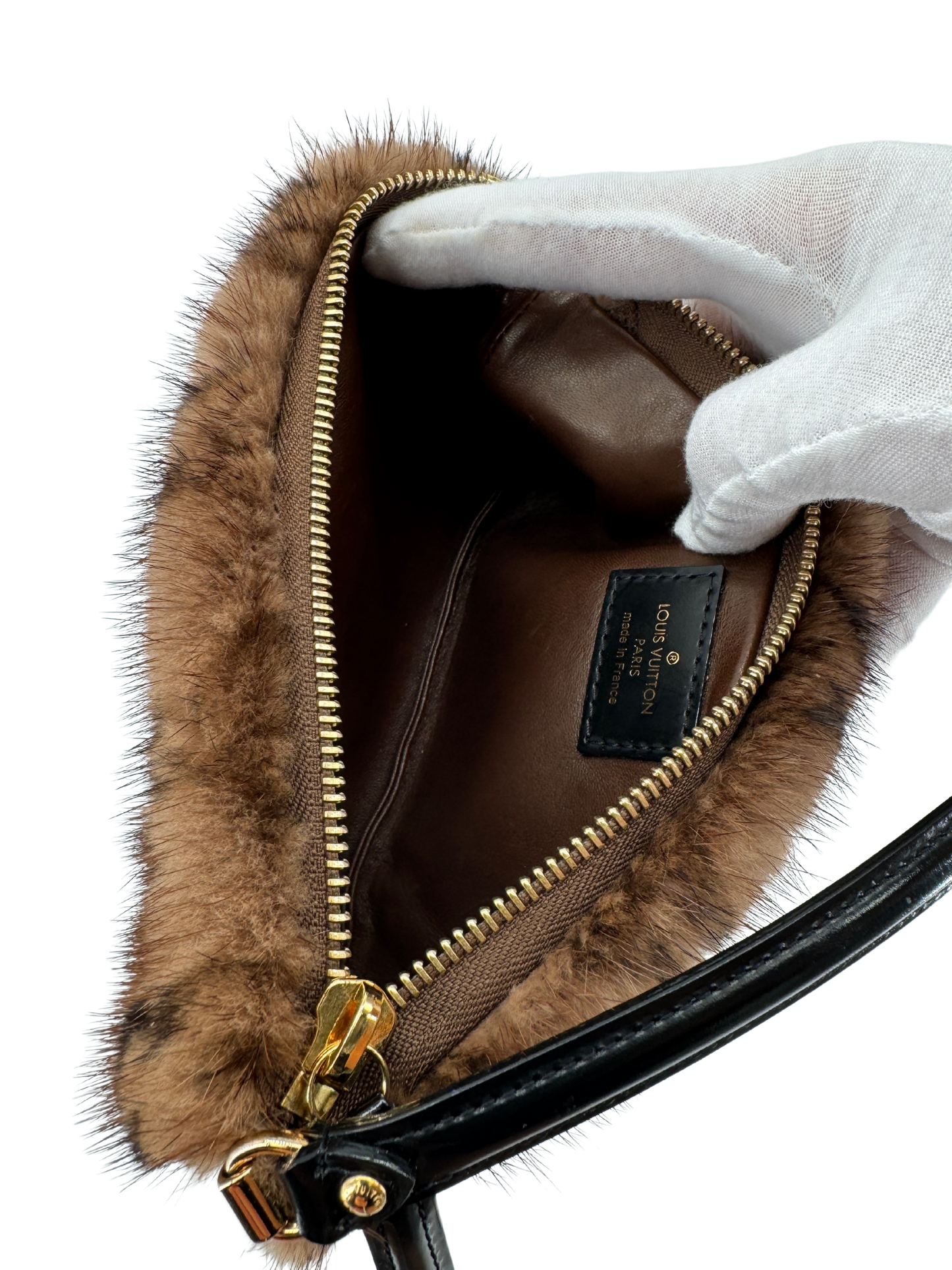 Louis Vuitton Milla Pochette Vison Mink – Collection Les Extraordinaires 2004