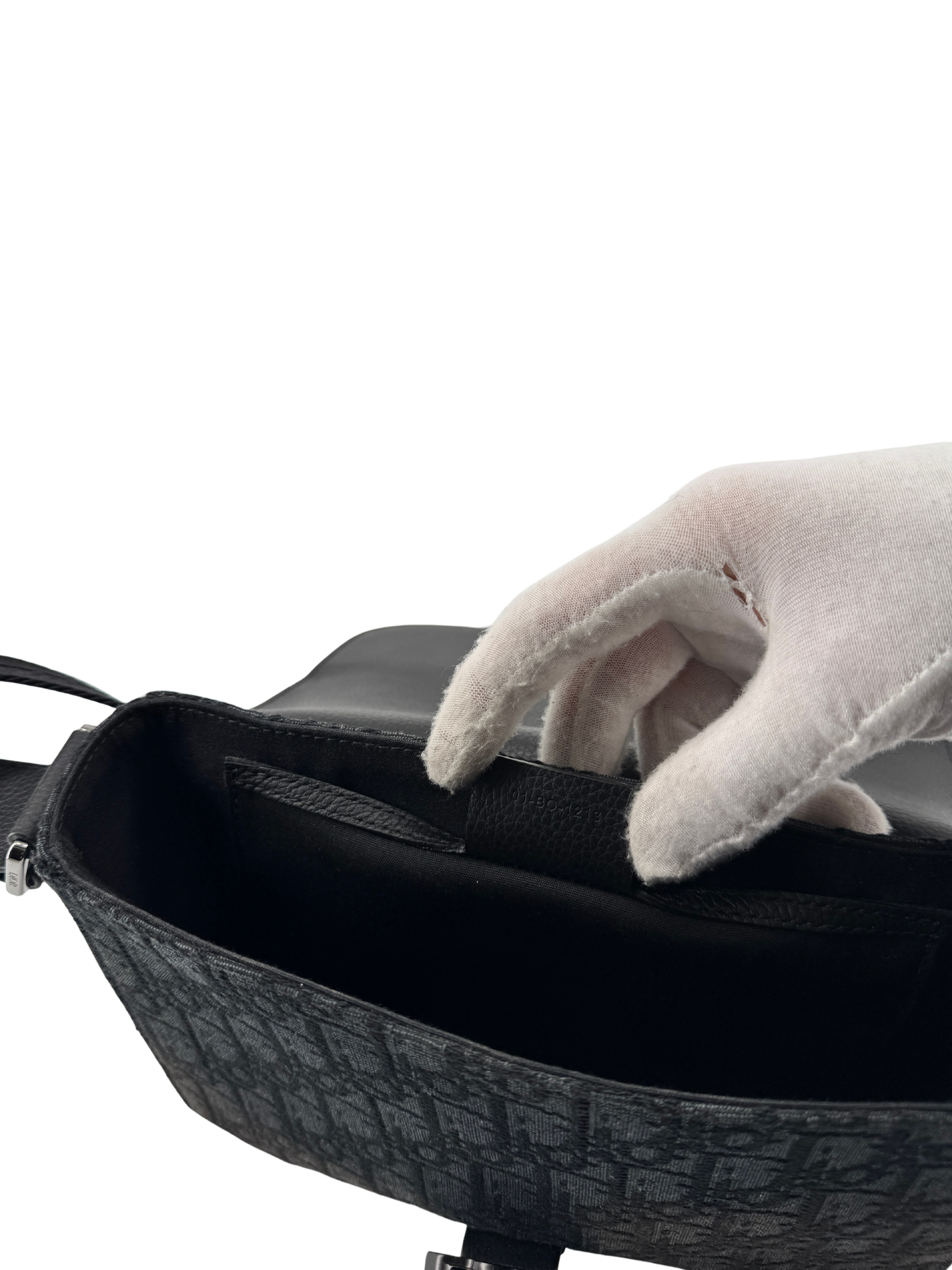 Sac Messenger à rabat Saddle Small Dior — toile jacquard Dior Oblique noire & cuir de veau grainé noir