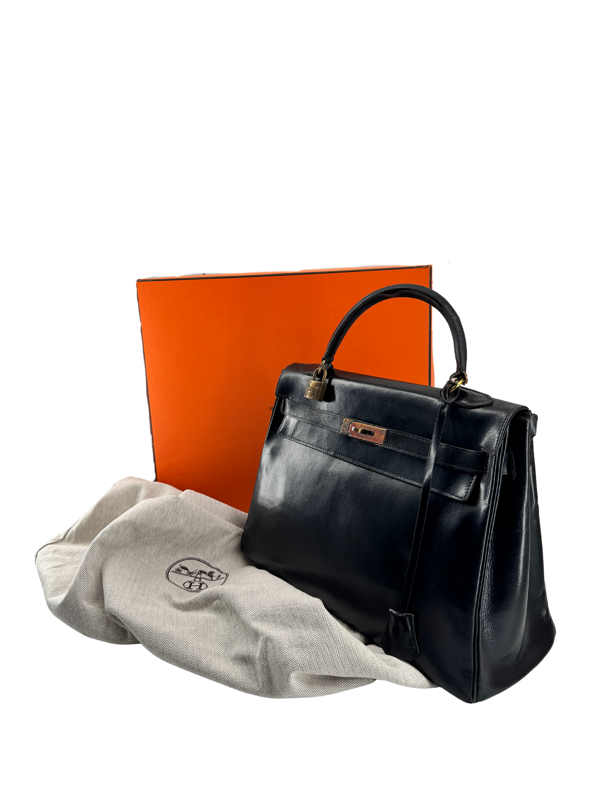 Hermès Kelly 32 Retourne — Veau Box Noir, circa 1965
