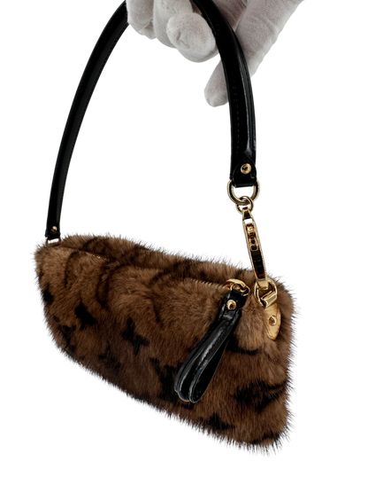 Louis Vuitton Milla Pochette Vison Mink – Collection Les Extraordinaires 2004