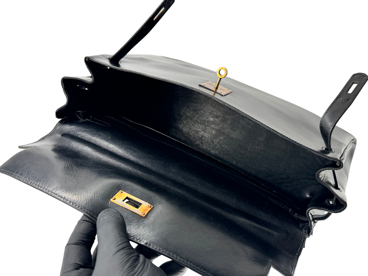 Hermès Kelly 32 Retourne — Veau Box Noir, circa 1965