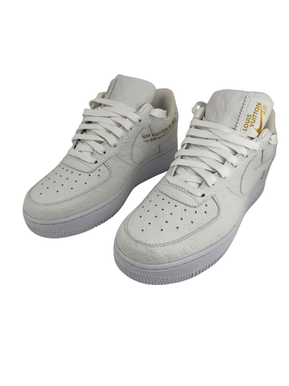 Sneakers Louis Vuitton x Nike Air Force 1 – Édition exclusive en cuir monogrammé blanc (Taille 40)