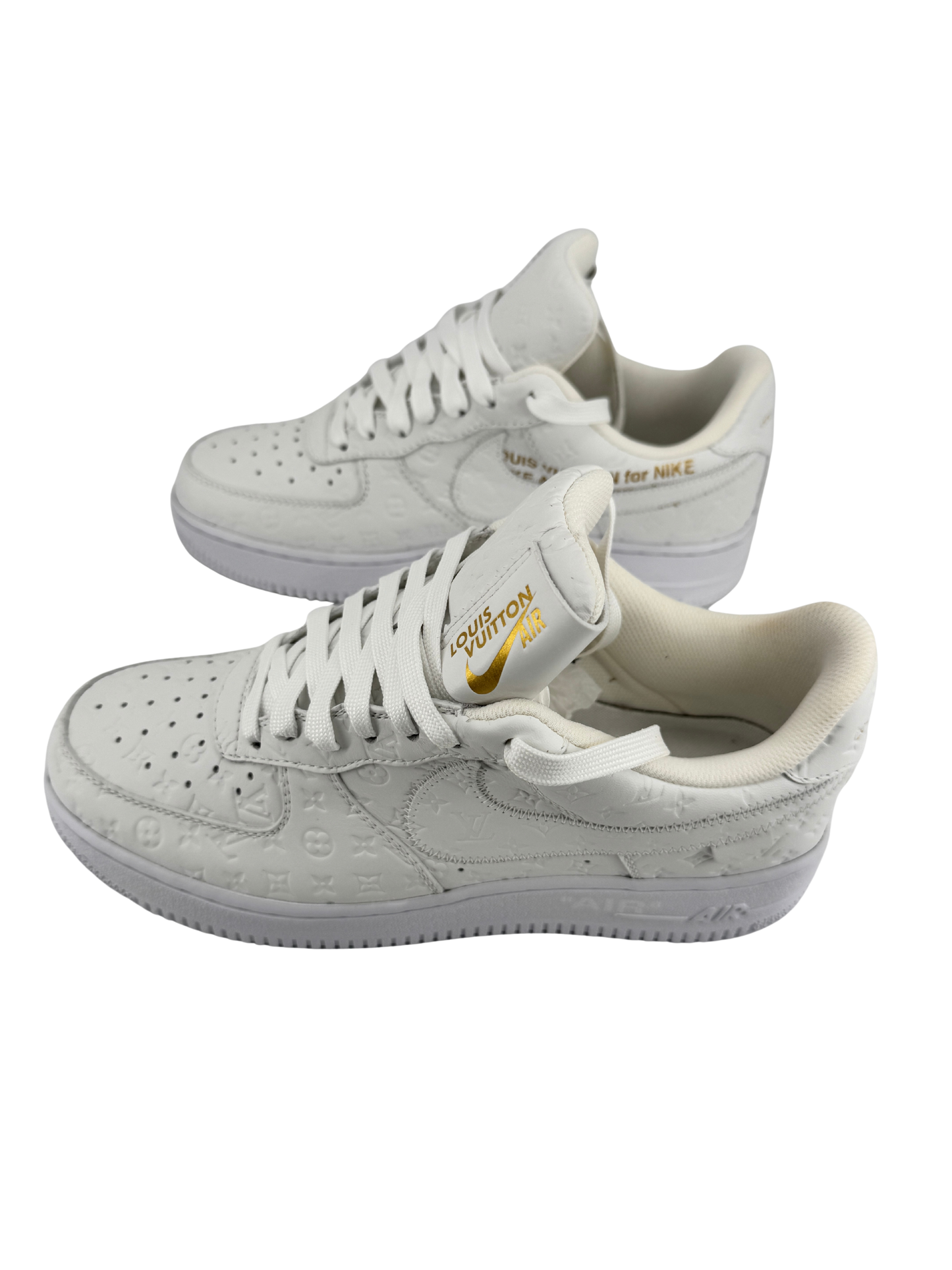 Sneakers Louis Vuitton x Nike Air Force 1 – Édition exclusive en cuir monogrammé blanc (Taille 40)