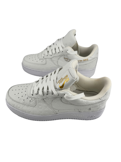 Sneakers Louis Vuitton x Nike Air Force 1 – Édition exclusive en cuir monogrammé blanc (Taille 40)