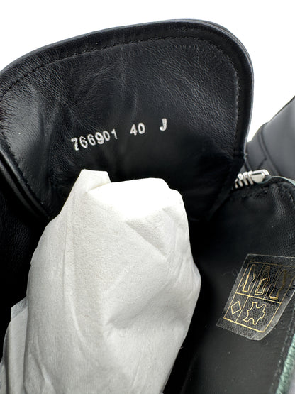 Alexander McQueen Tread Slick Zip Boot – Bottines de luxe en cuir noir, silhouette audacieuse et contemporaine