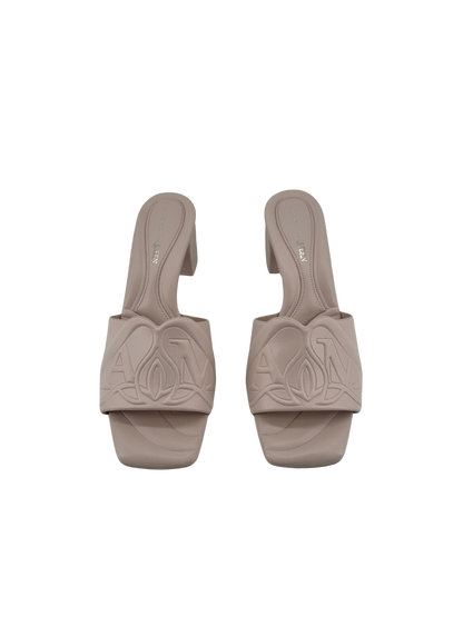 Sandales Alexander McQueen en cuir rose poudré – New Gloss Calf