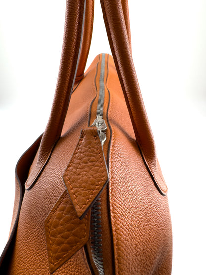 Sac Hermès Bolide 45 en cuir Togo terre battue – Élégance intemporelle et excellence artisanale (année 2006)