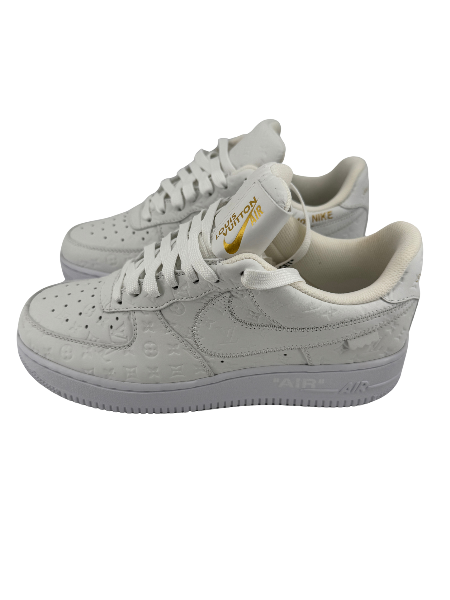 Sneakers Louis Vuitton x Nike Air Force 1 – Édition exclusive en cuir monogrammé blanc (Taille 40)