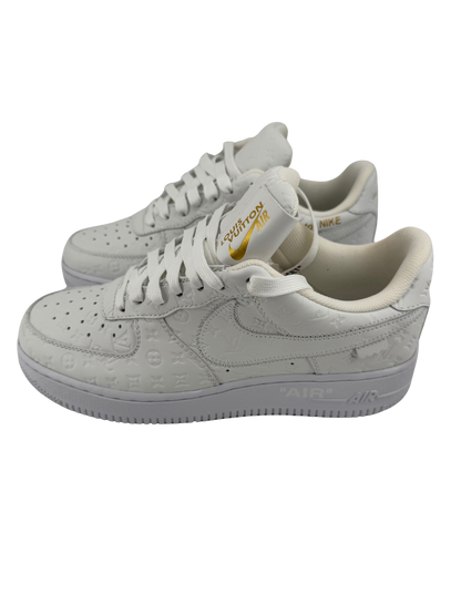 Sneakers Louis Vuitton x Nike Air Force 1 – Édition exclusive en cuir monogrammé blanc (Taille 40)