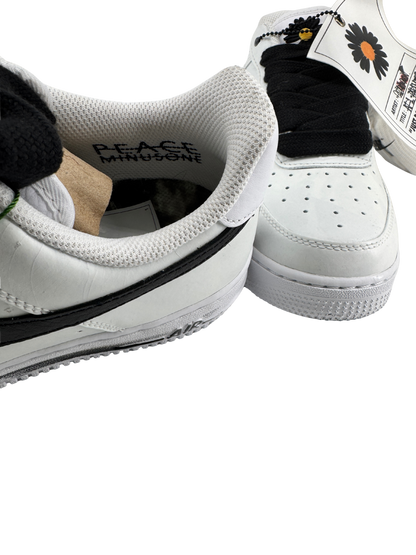 Nike x G-DRAGON (PEACEMINUSONE) — Air Force 1 Low “Para-Noise 2.0” cuir enduit blanc & swoosh noir (2020) | Réf. DD3223-100