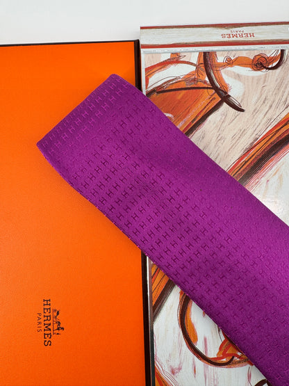 Hermès — Cravate Soie Violine, Sigle H